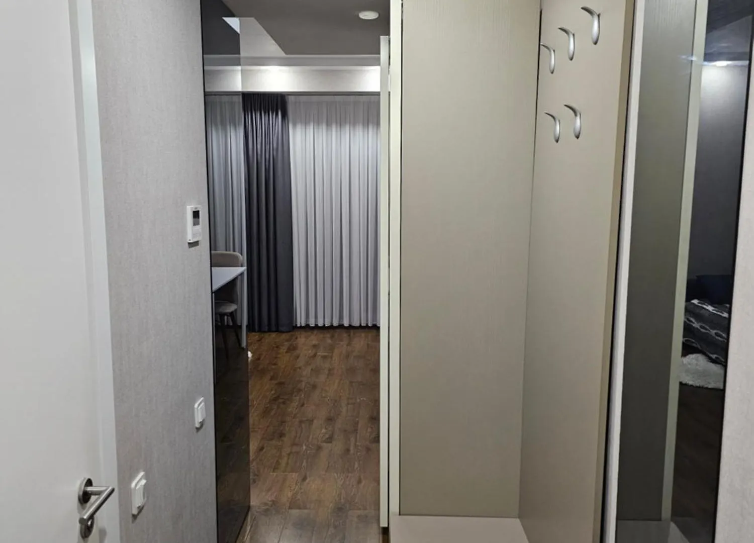 Sea And City View! One Bedroom Plus Lounge Apartment 1St Line In 5 Star Hotel! 18Th Floor Batumi
