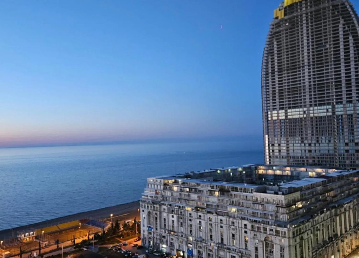 Sea And City View! One Bedroom Plus Lounge Apartment 1St Line In 5 Star Hotel! 18Th Floor Batumi