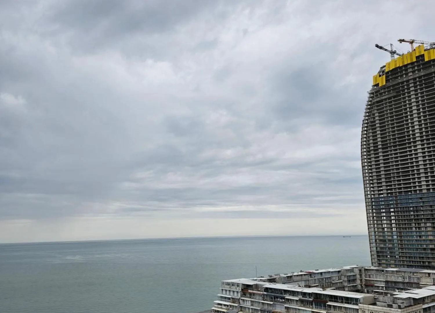 Sea And City View! One Bedroom Plus Lounge Apartment 1St Line In 5 Star Hotel! 18Th Floor Batumi 0*,  Georgia